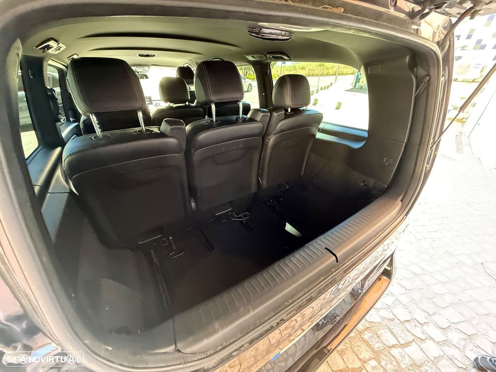 Mercedes-Benz V 220 - 7