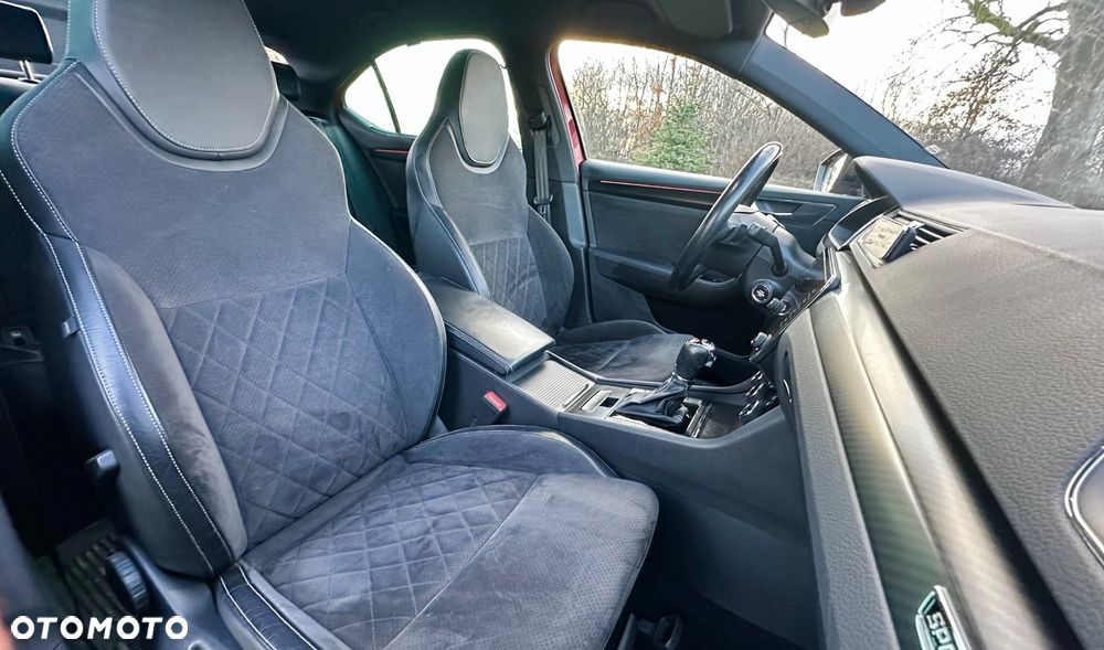 Skoda Superb 2.0 TSI 4x4 Sportline DSG - 12