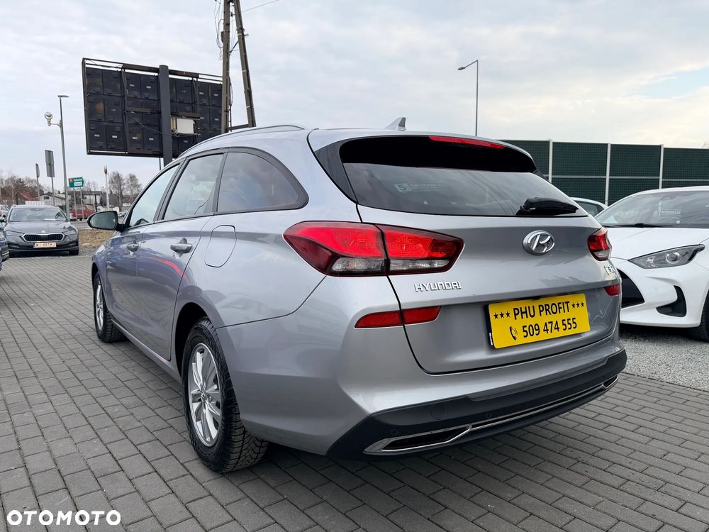 Hyundai i30 1.0 T-GDI Modern - 11