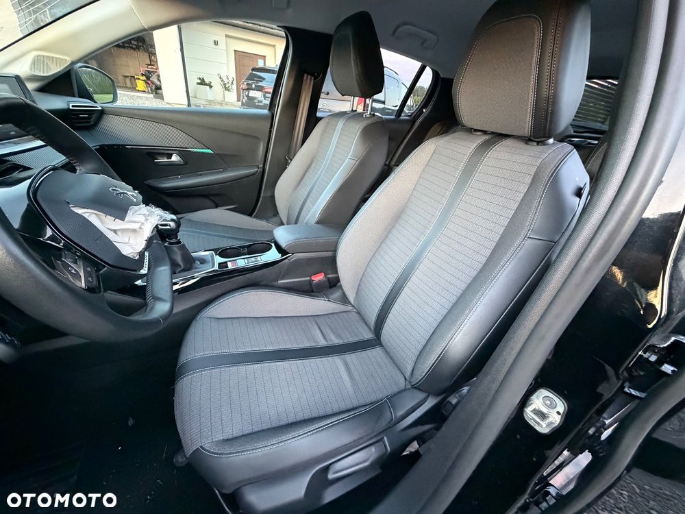 Peugeot 208 PureTech 100 Allure - 6