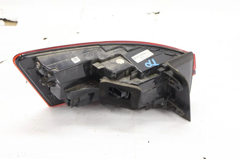 Skoda Superb III lampa tył prawa 3V9945208C lift - 4