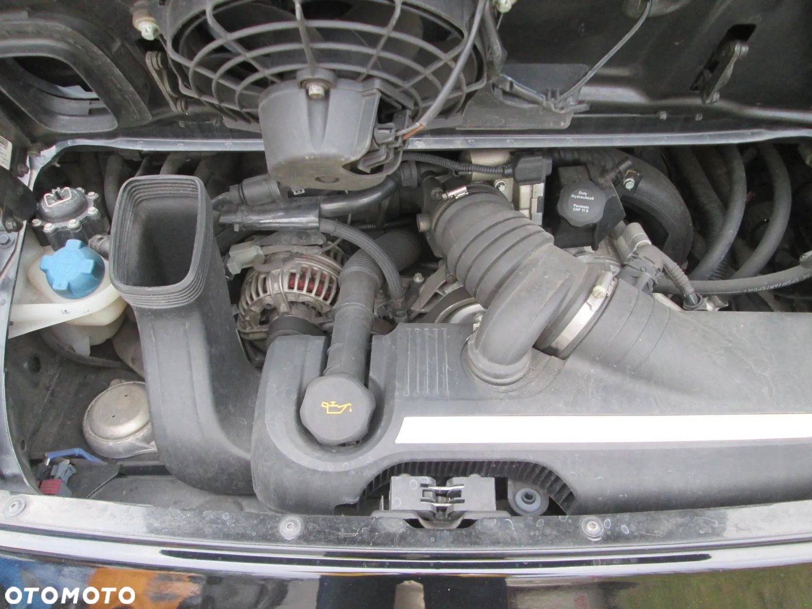 Porsche 911 Carrera Tiptronic S - 28