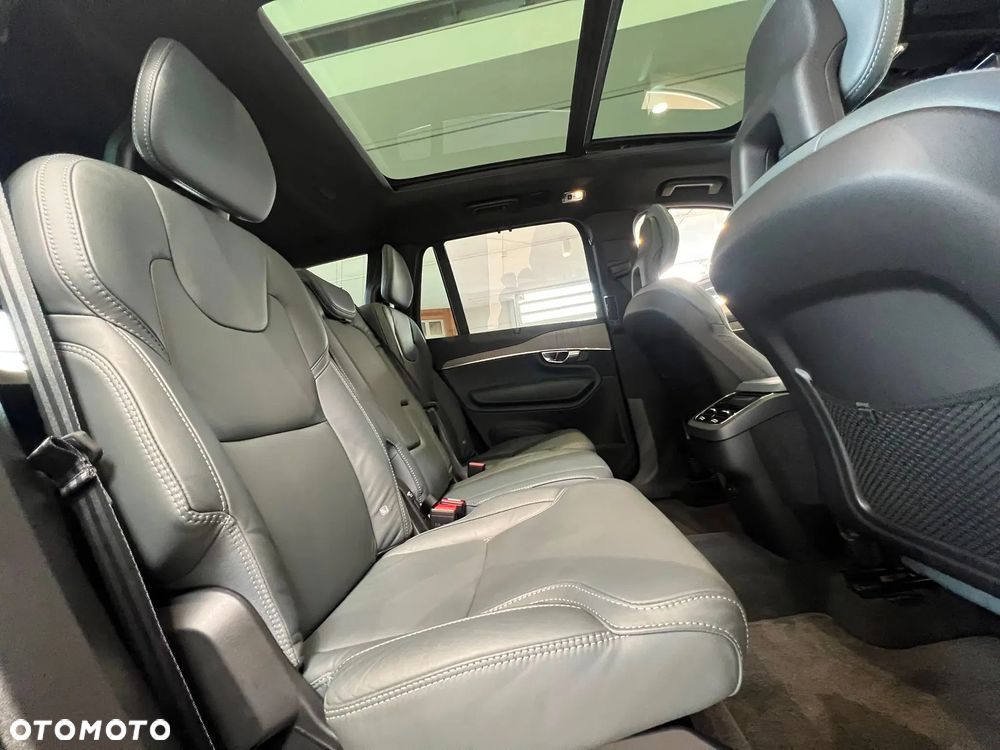 Volvo XC 90 B5 D AWD Ultimate Dark 7os - 16