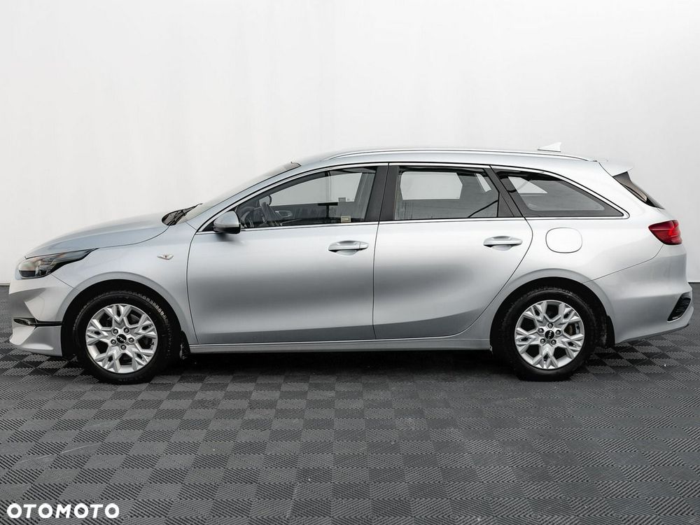 Kia Ceed - 8
