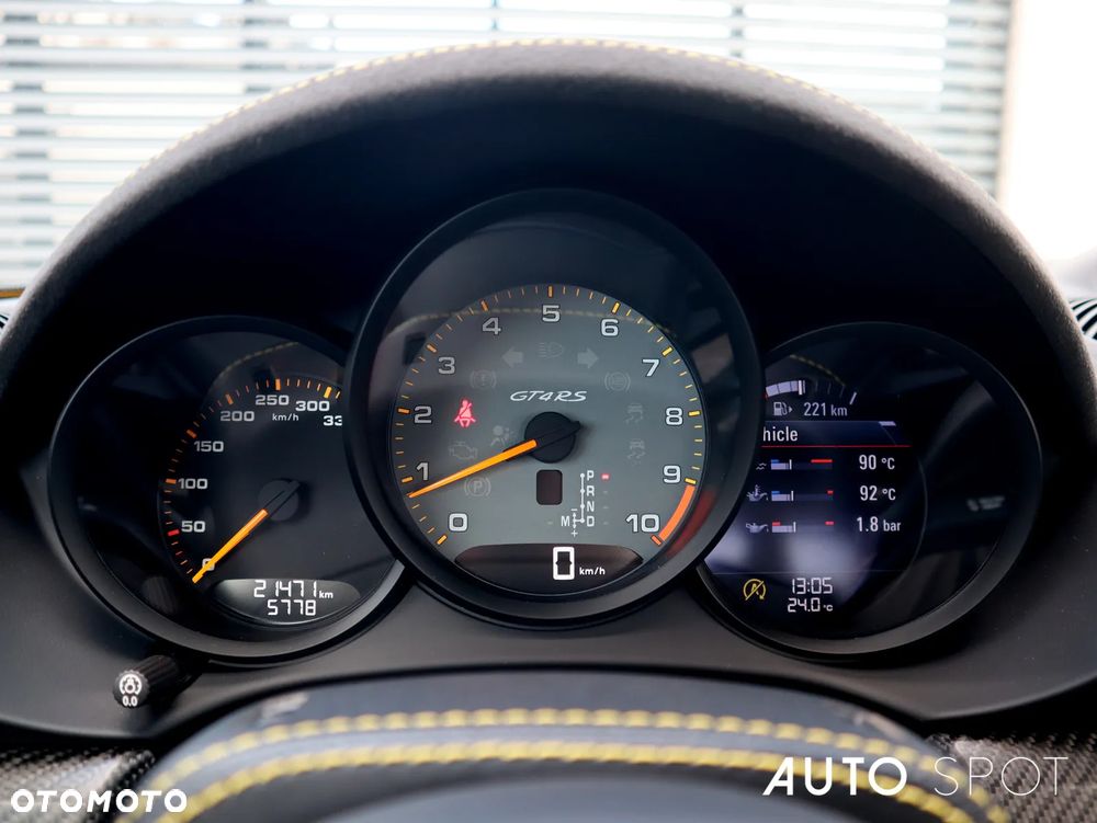 Porsche 718 Cayman GPF GT4 RS PDK - 27