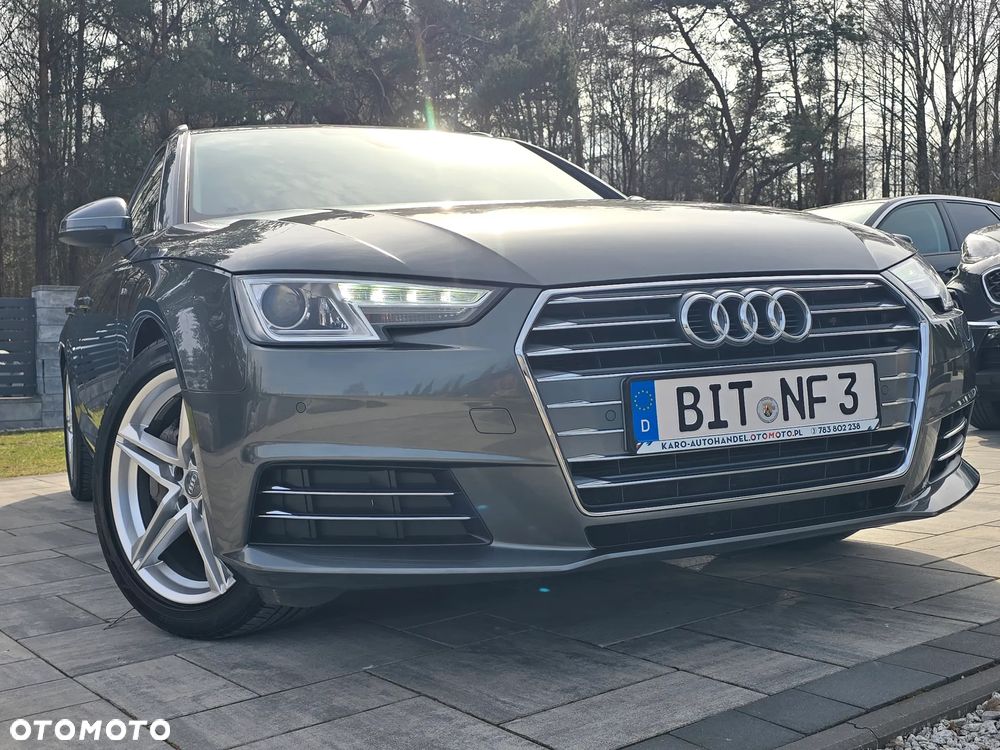Audi A4 Avant 2.0 TDI S tronic - 1