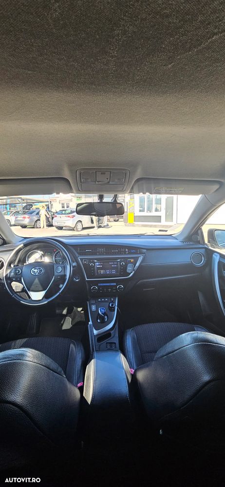Toyota Auris - 8