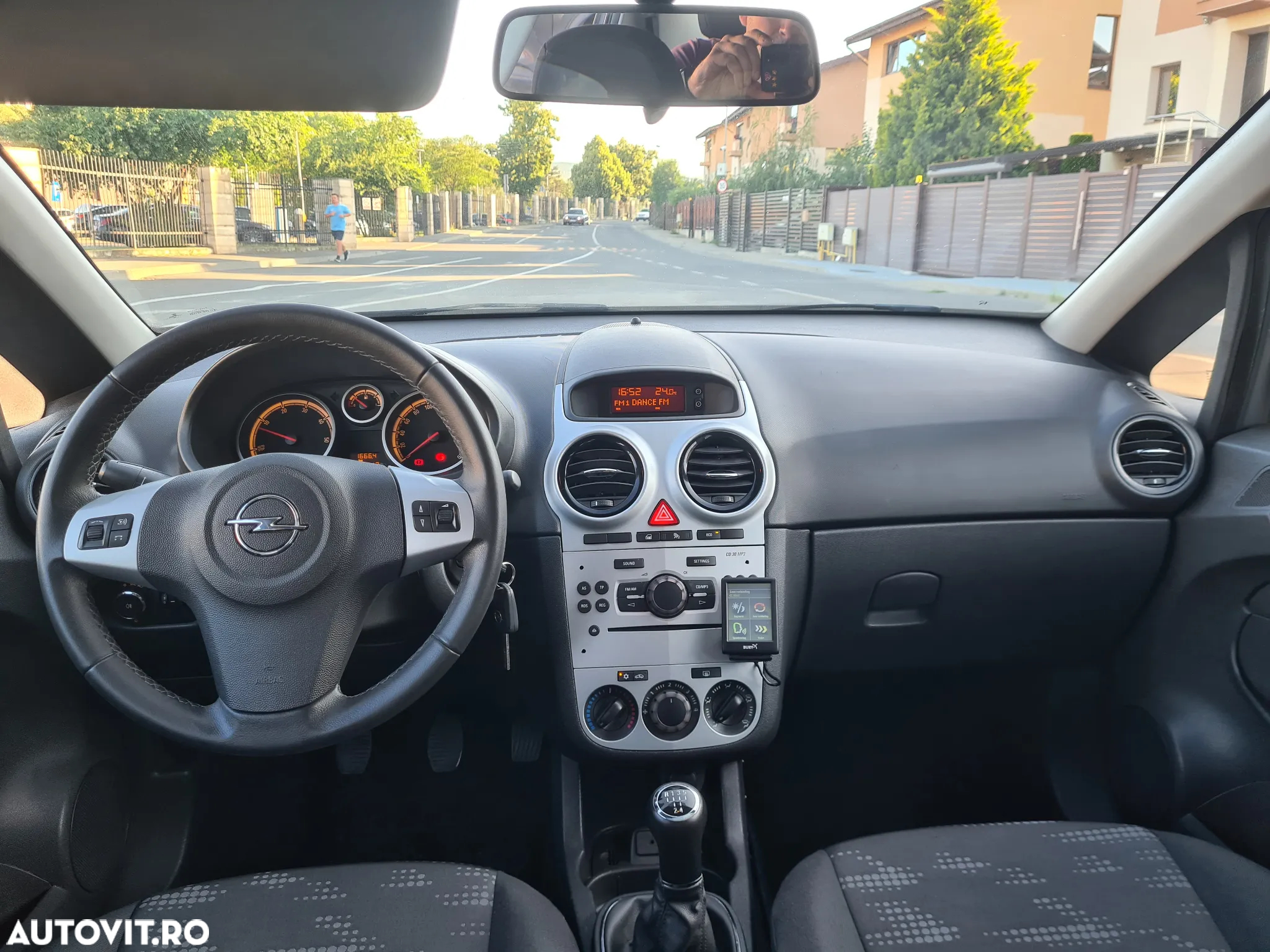 Opel Corsa 1.3 CDTI EcoFlex Start/Stop Cosmo - 17