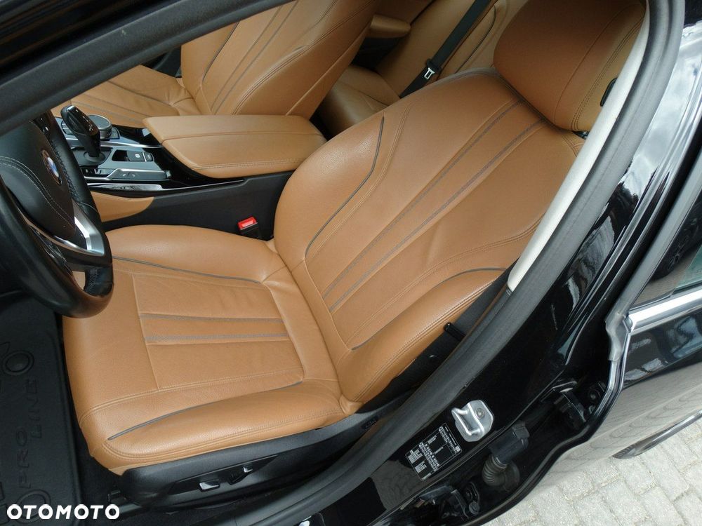 BMW Seria 5 520d Luxury Line - 19