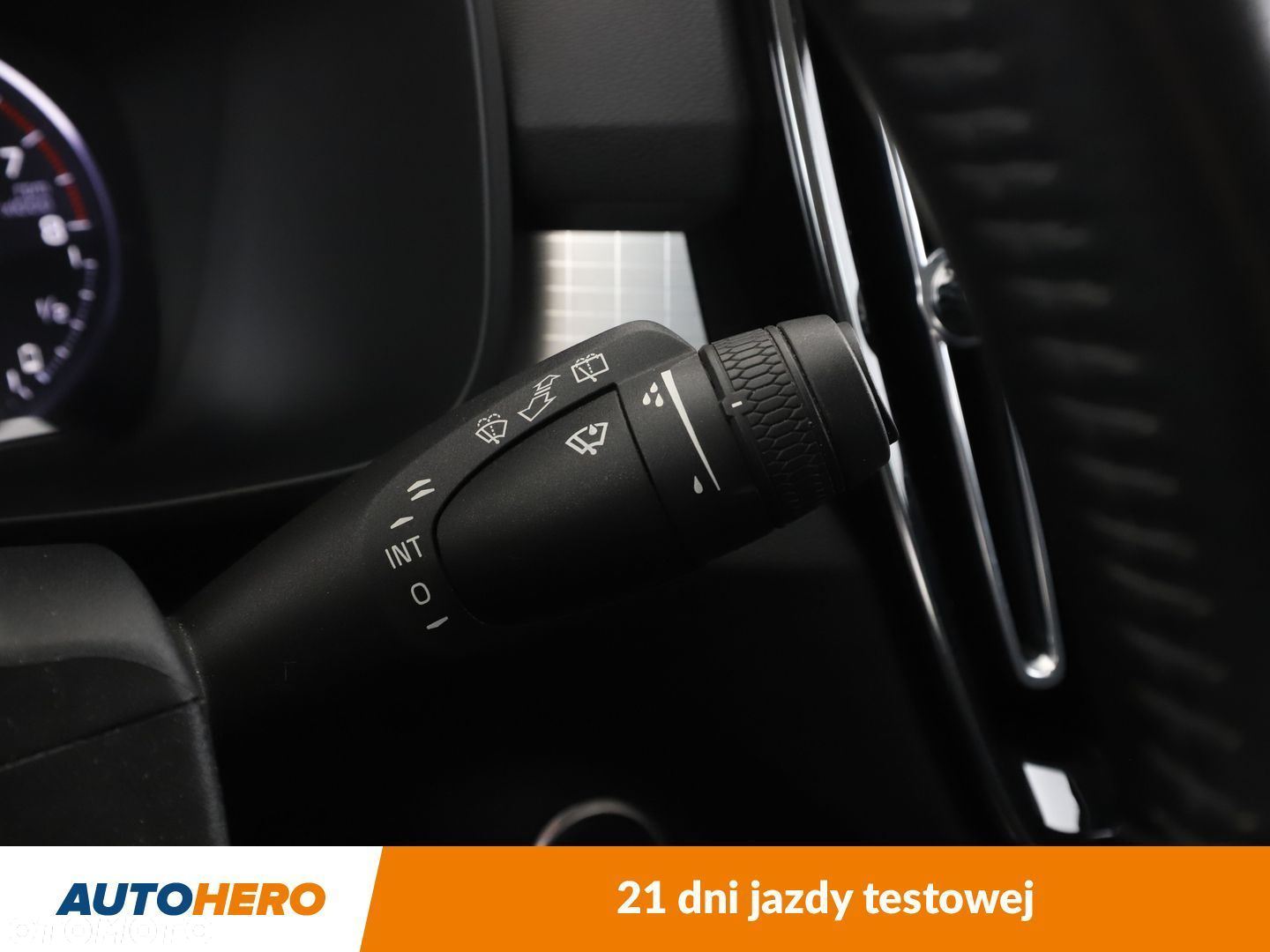 Volvo XC 40 - 32