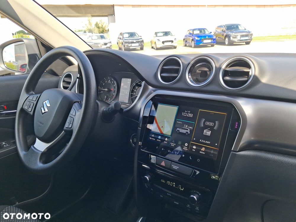 Suzuki Vitara 1.4 Boosterjet mHEV Premium 2WD - 39
