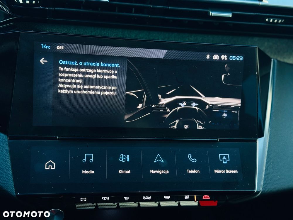 Peugeot 308 BlueHDi 130 EAT8 Allure Pack - 23