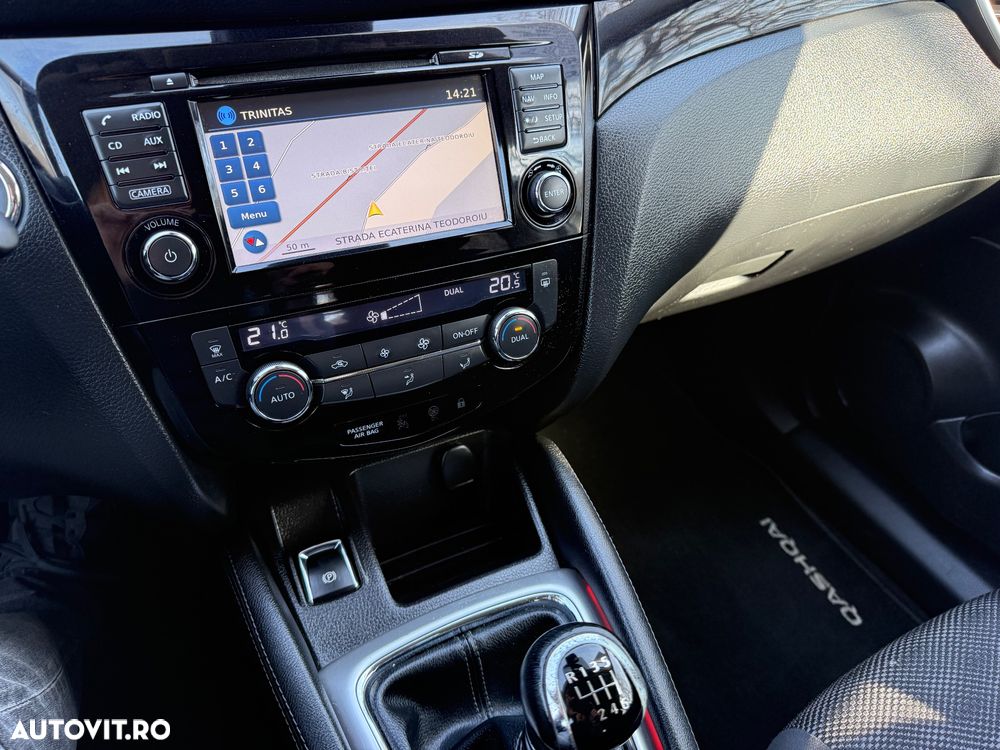 Nissan Qashqai 1.5 DCI TEKNA - 15