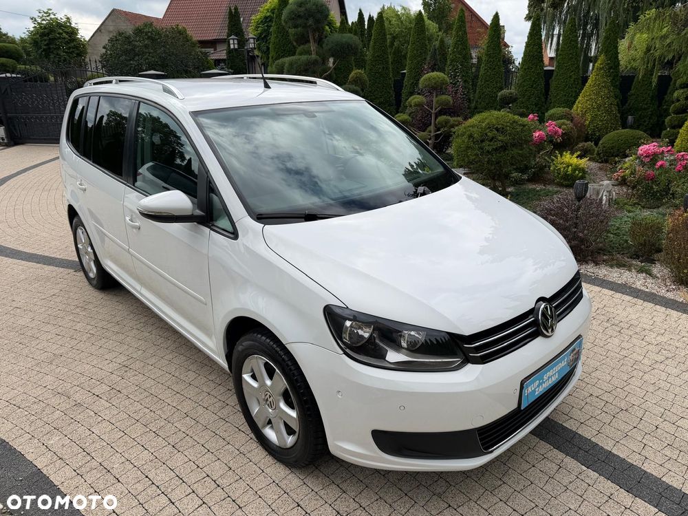 Volkswagen Touran 2.0 TDI DPF BlueMotion Technology DSG Life - 2