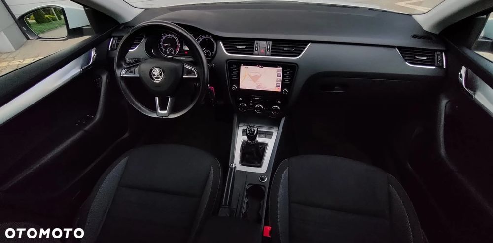 Skoda Octavia - 14