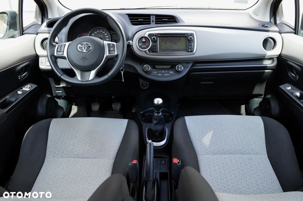 Toyota Yaris 1.33 Prestige - 8