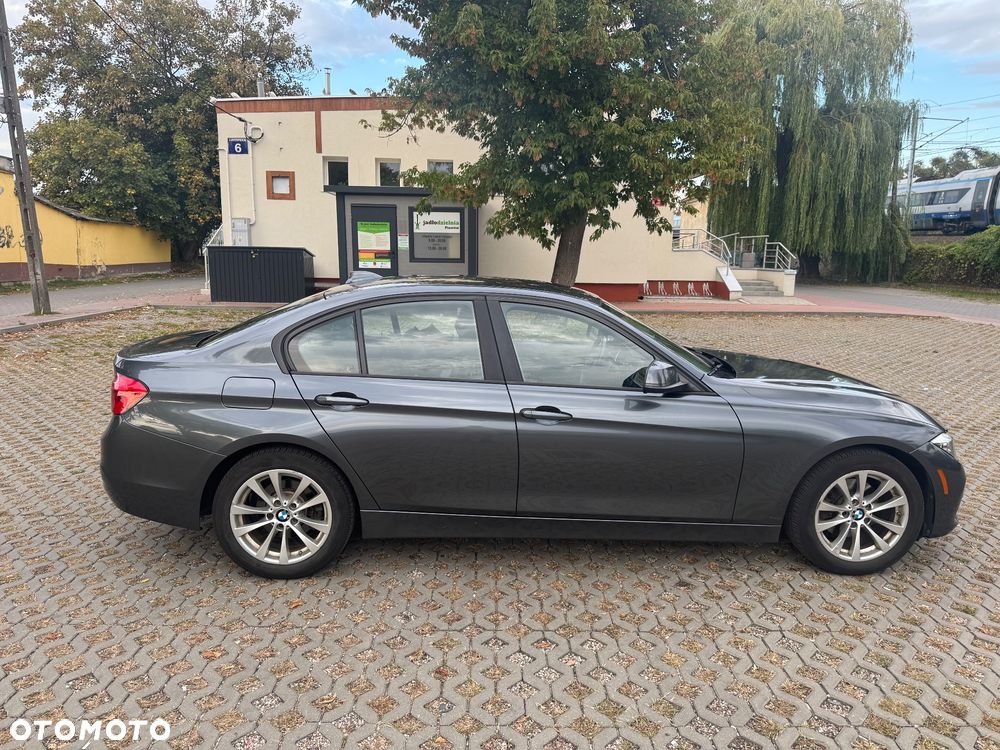 BMW 320I 2016 photo 5