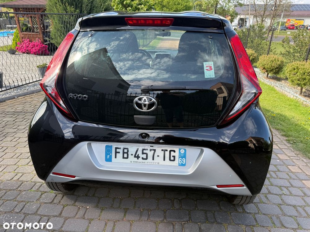 Toyota Aygo x.shift x-play connect - 20