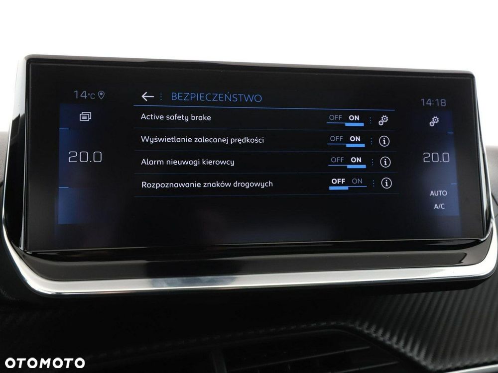 Peugeot 2008 1.2 PureTech GT Line S&S - 27