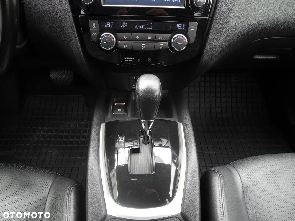 Nissan X-Trail - 12