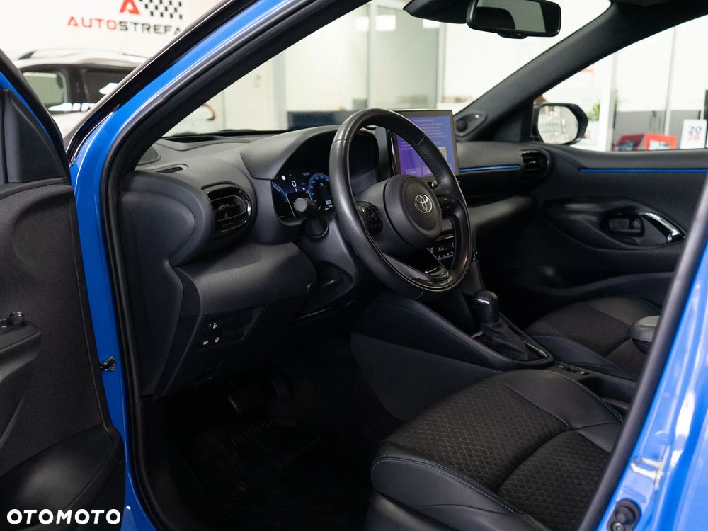 Toyota Yaris - 11
