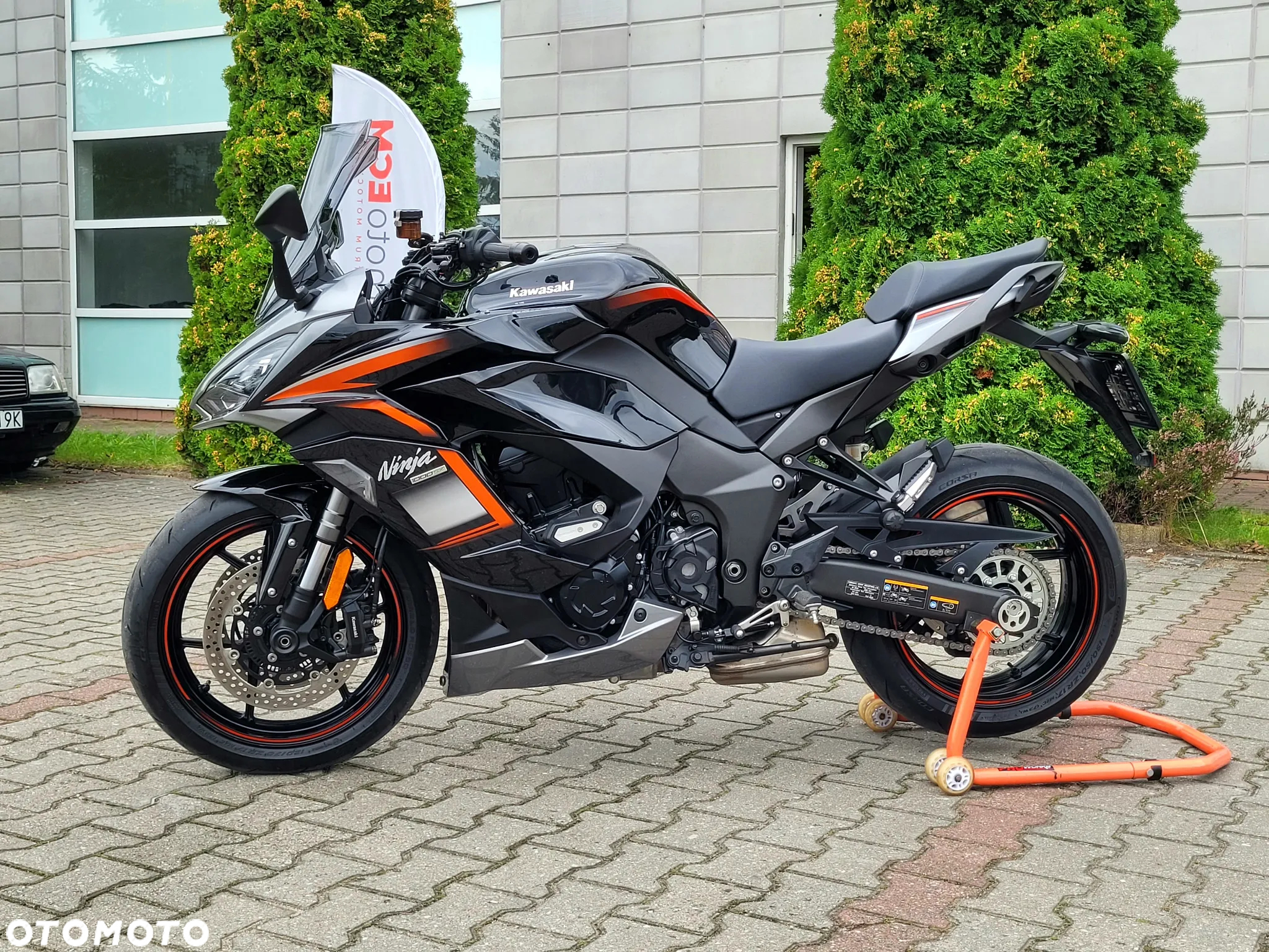 Kawasaki Ninja 1000 SX - 19