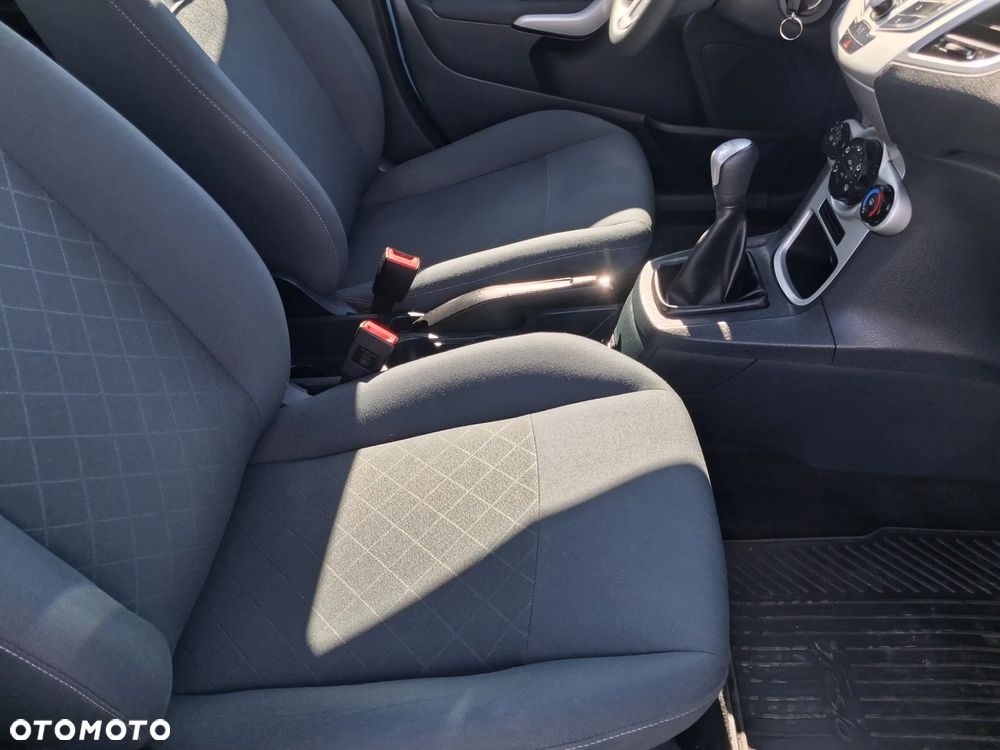 Ford Fiesta 1.4 Trend EU5 - 24