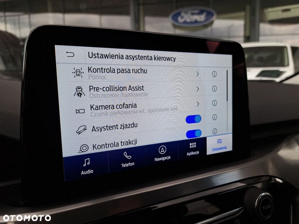 Ford Kuga 2.5 FHEV AWD Titanium X - 27