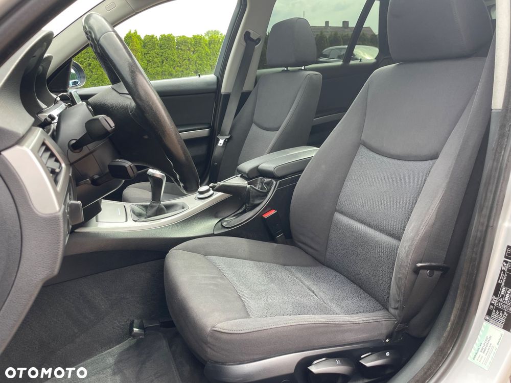 BMW Seria 3 - 19