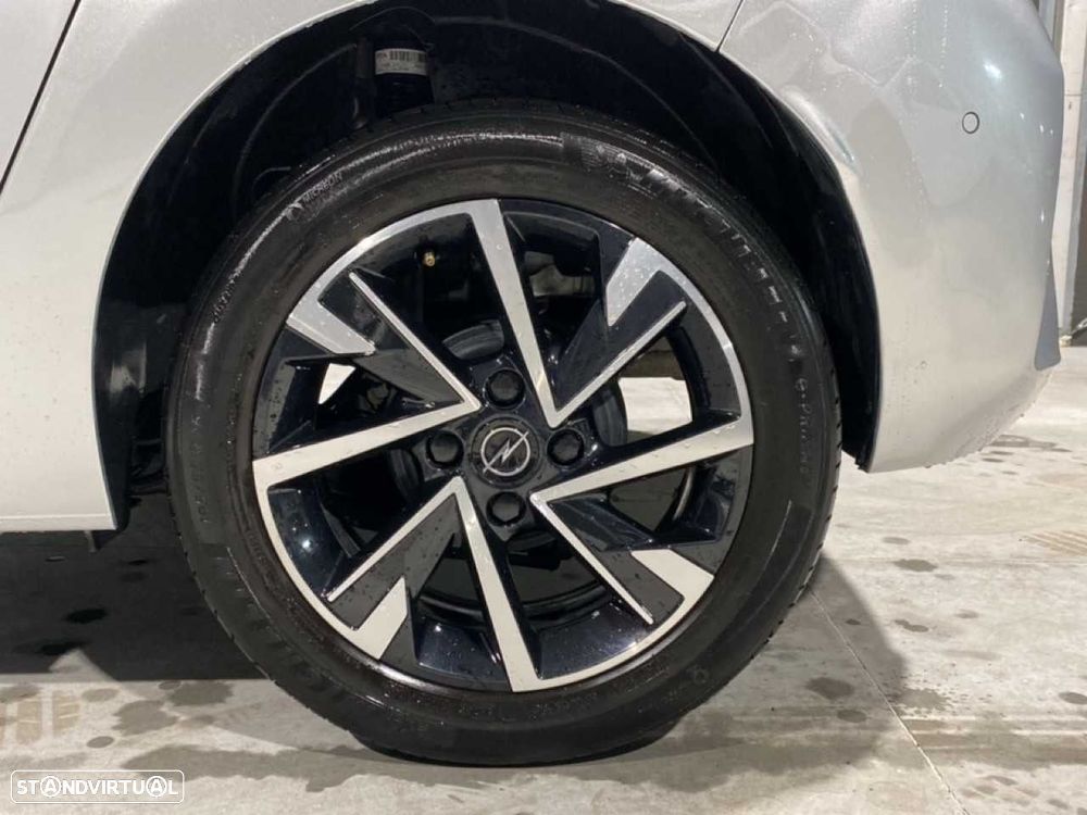 Opel Corsa 1.2 T GS - 22