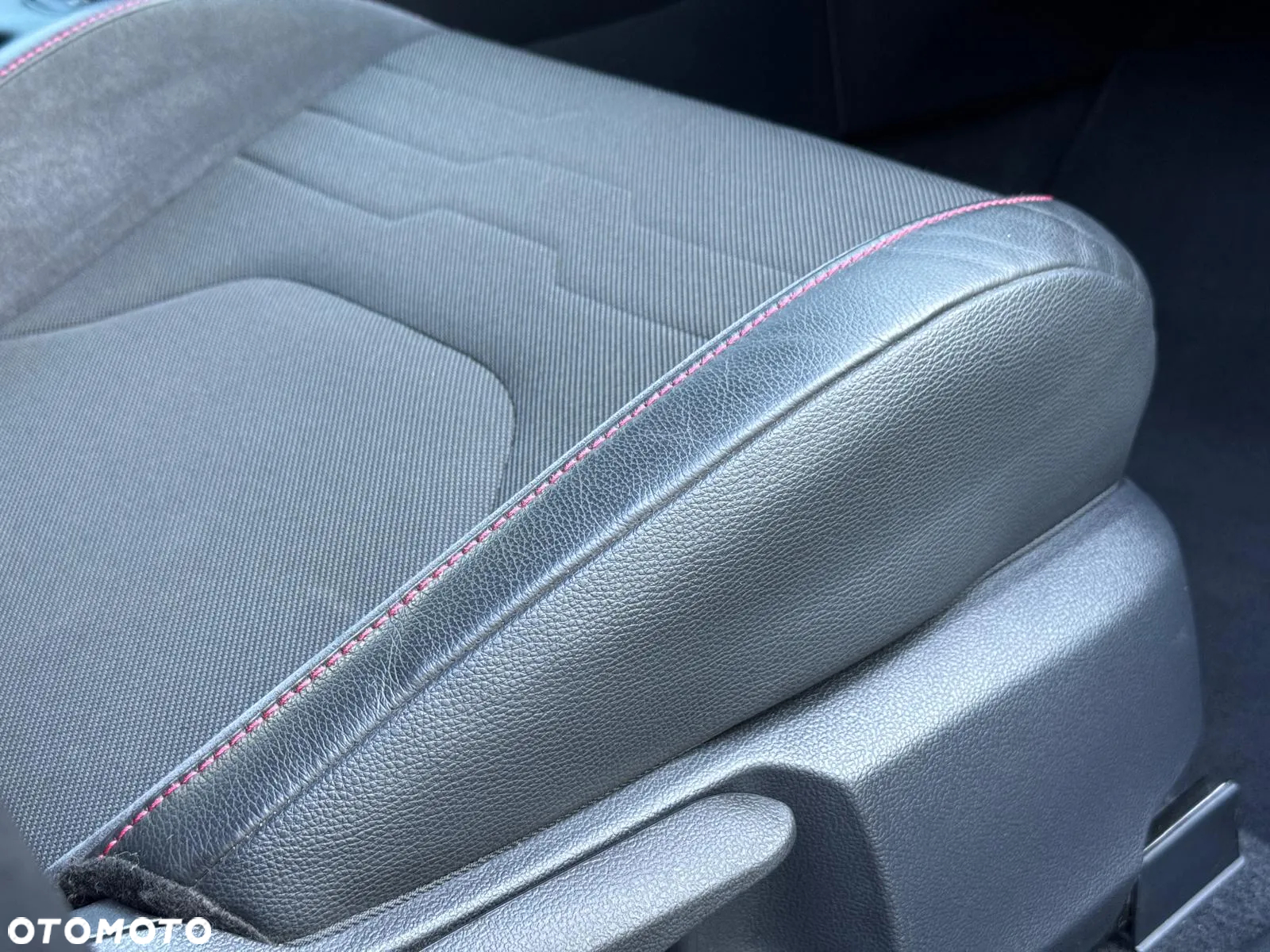 Suzuki Swace 1.8 Hybrid Premium Plus CVT - 16