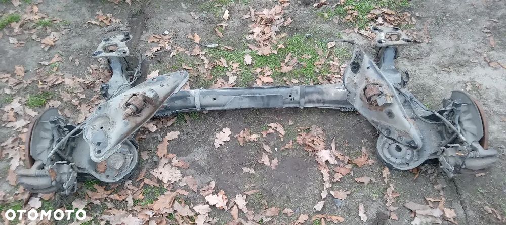 Partner II Berlingo III belka oś kompletna BYDGOSZCZ - 2