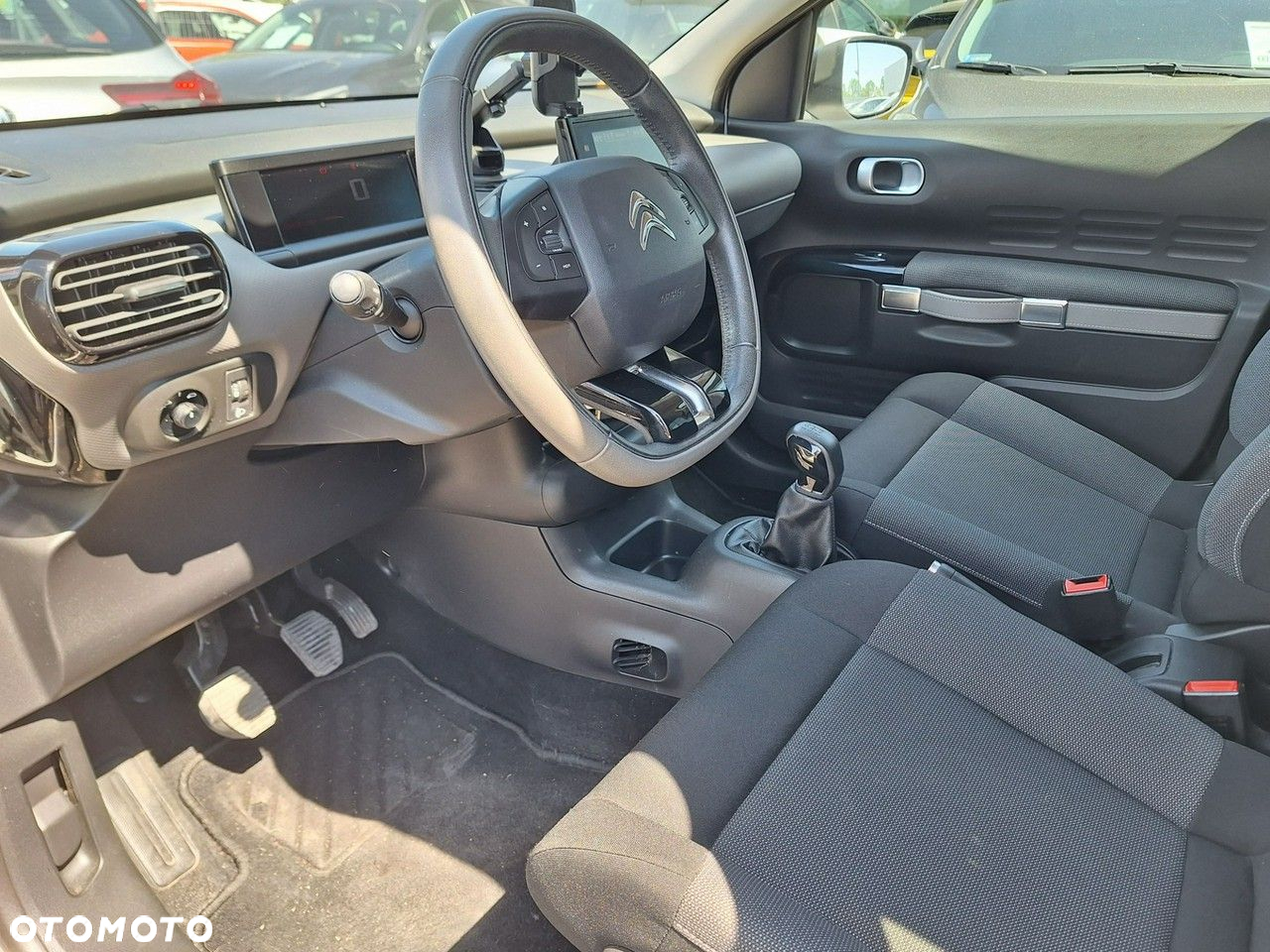 Citroën C4 Cactus - 15
