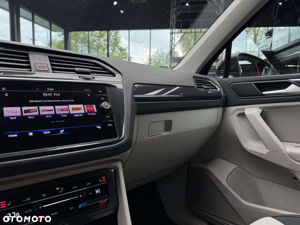 Volkswagen Tiguan 1.5 eTSI Elegance DSG - 30