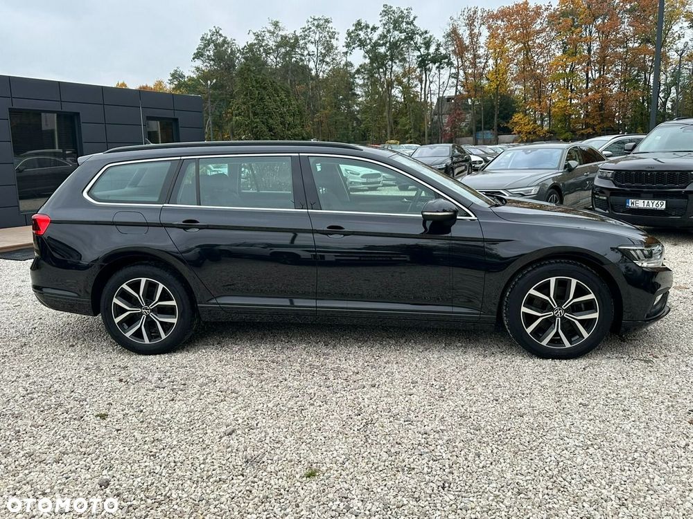 Volkswagen Passat - 8