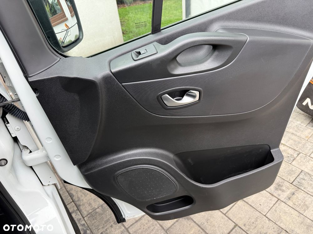 Renault trafić - 13