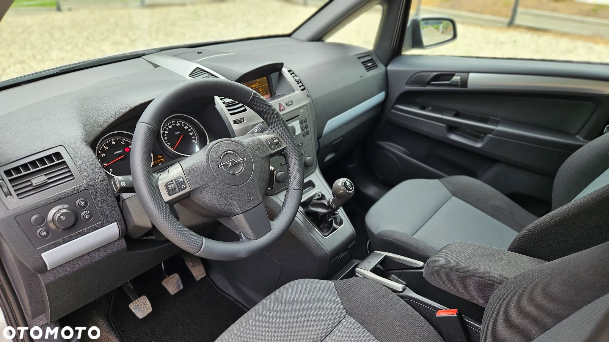 Opel Zafira 1.8 Active - 5