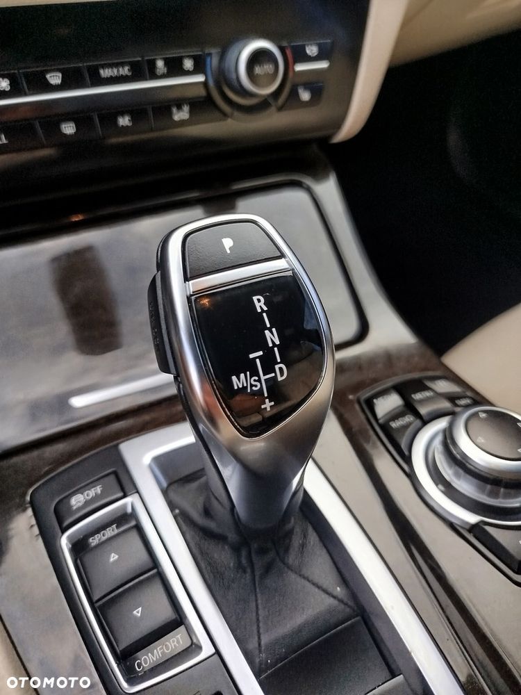 BMW Seria 5 - 26