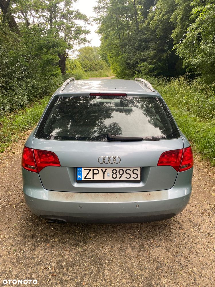Audi A4 Avant 2.0 TDI - 4