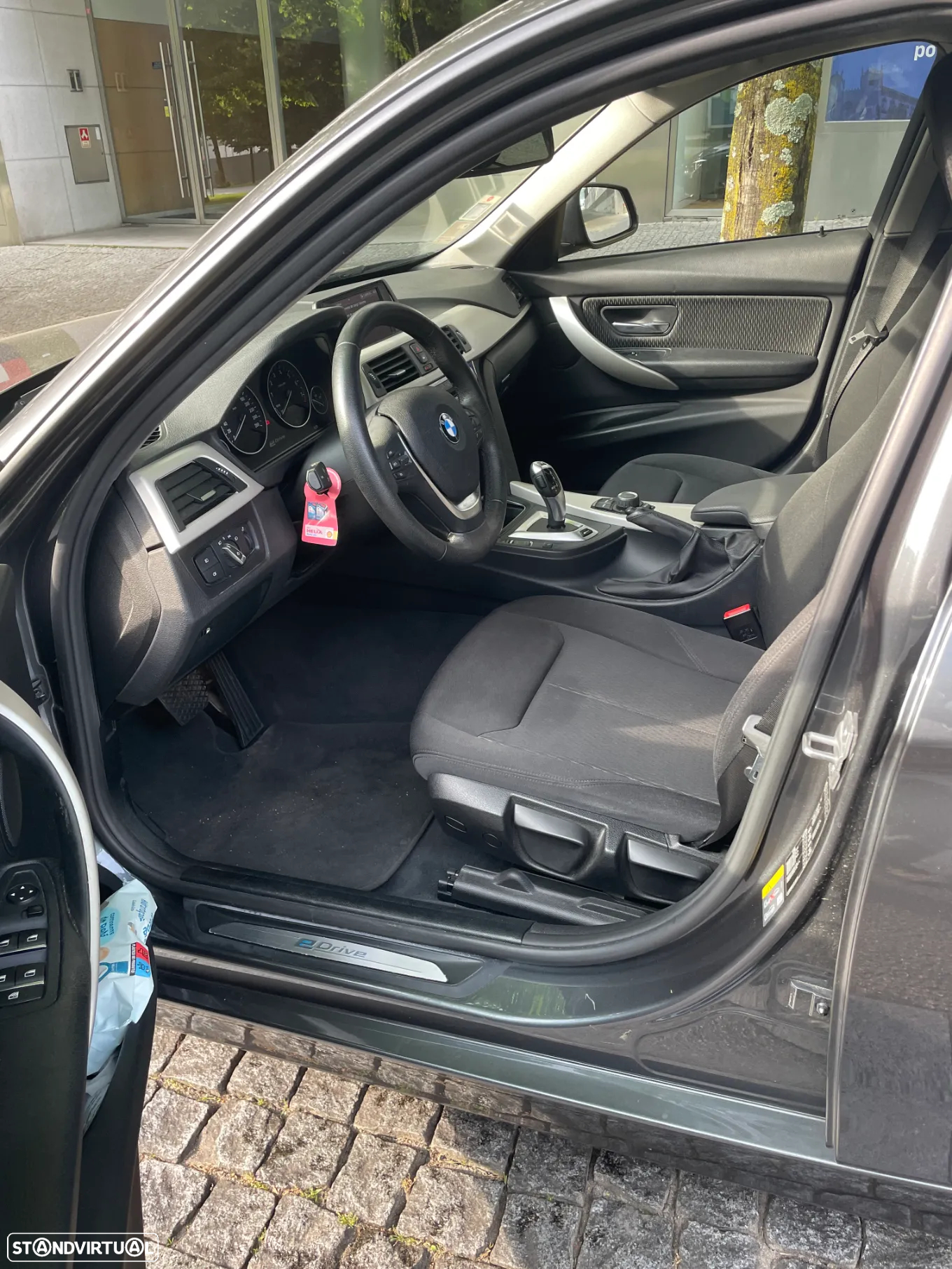 BMW 330 e iPerformance - 8