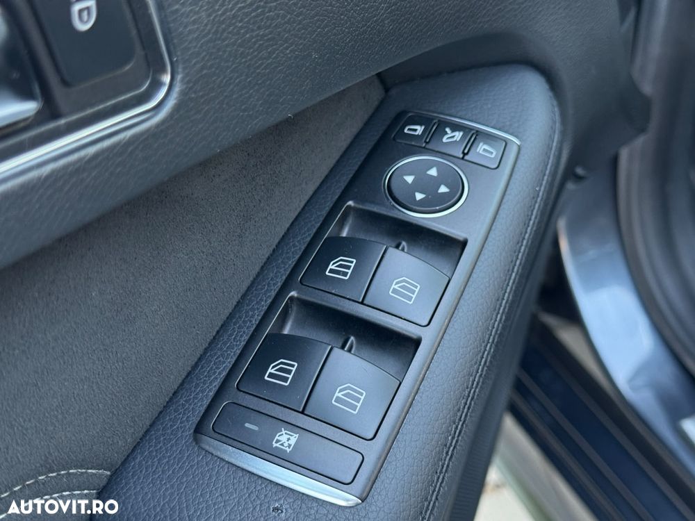Mercedes-Benz E 220 BlueTEC 9G-TRONIC Avantgarde - 18
