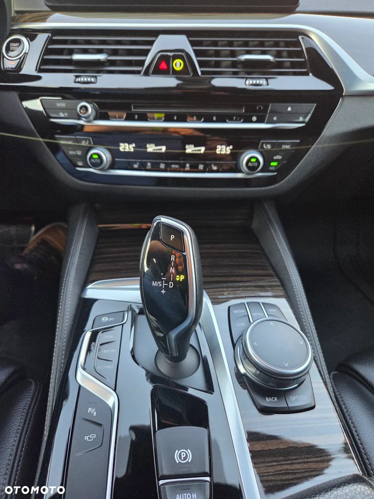 BMW Seria 5 530d M Sport sport - 19