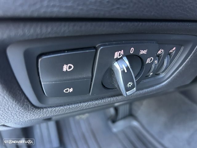 BMW 116 d Line Sport Shadow — fotografia 17