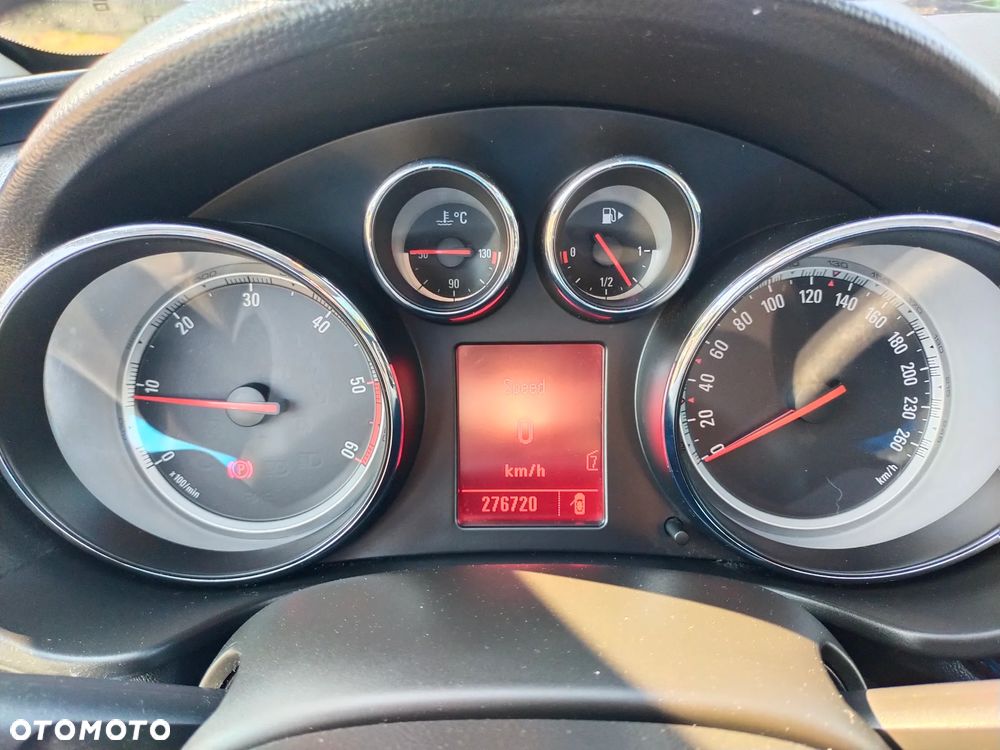 Opel Insignia 2.0 CDTI ecoFLEX - 10