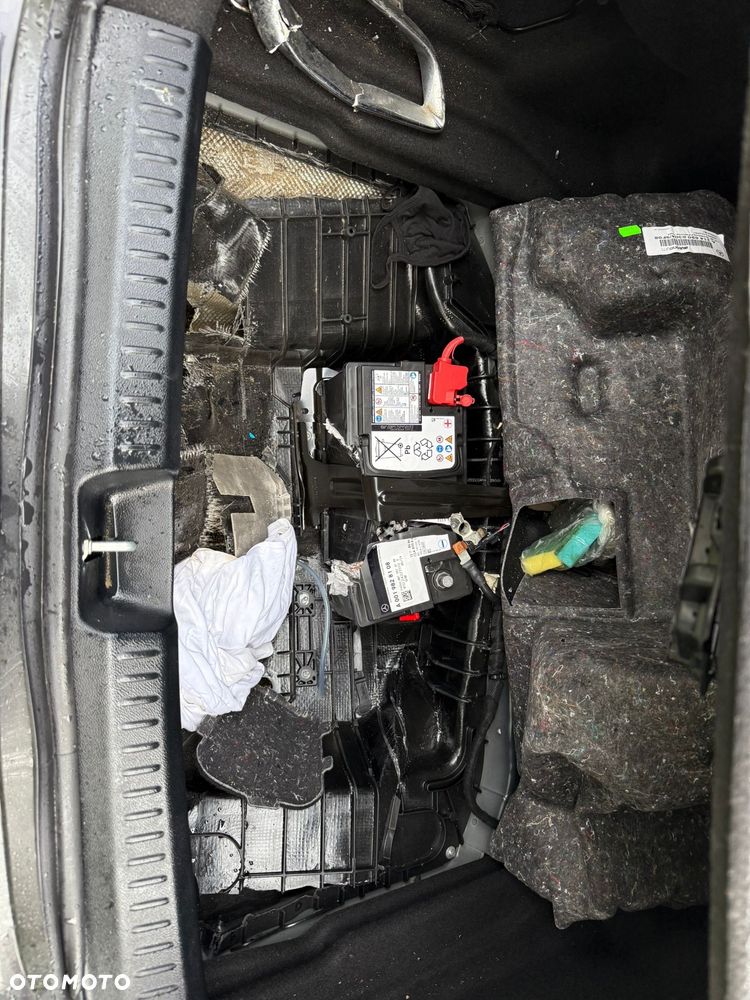 Mercedes-Benz Klasa E 220 d 4-Matic AMG/Avantgarde - 8