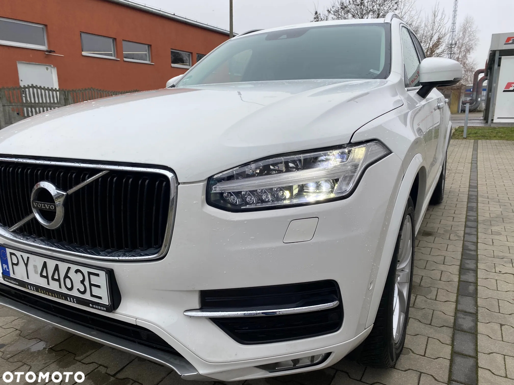 Volvo XC 90 D5 AWD Momentum 7os - 33