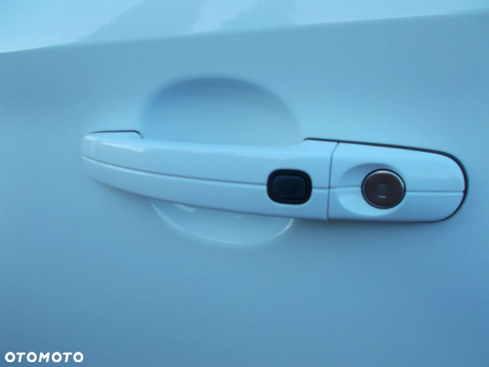 Ford Kuga 2.0 TDCi 4WD Titanium - 11