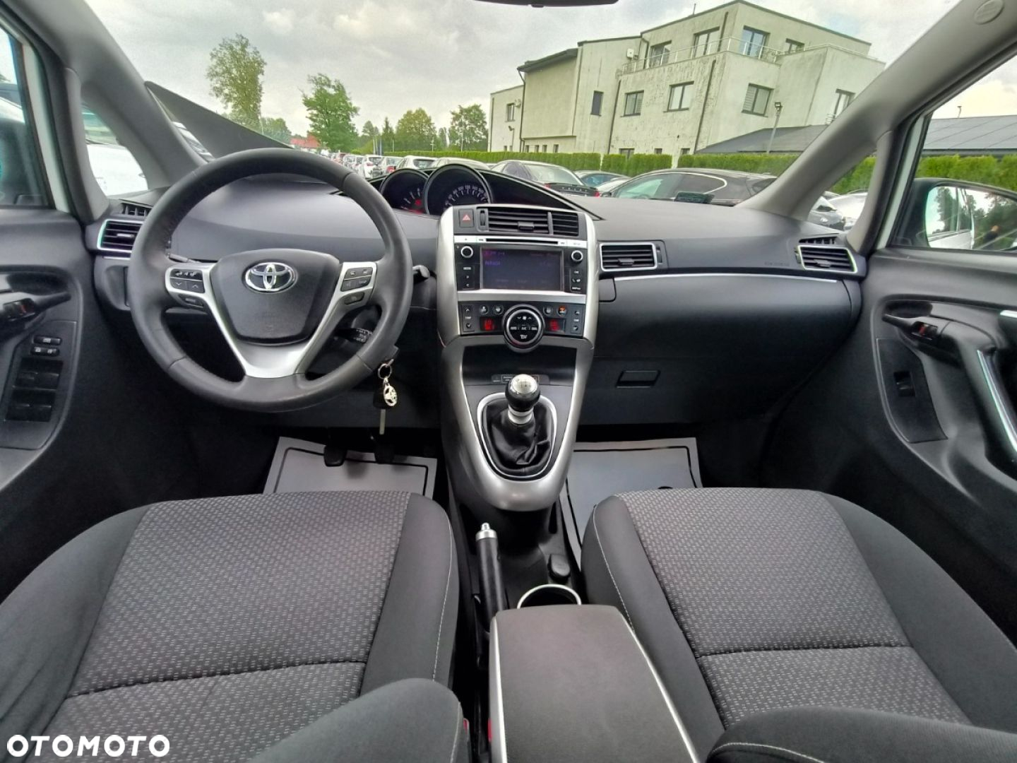 Toyota Verso - 8