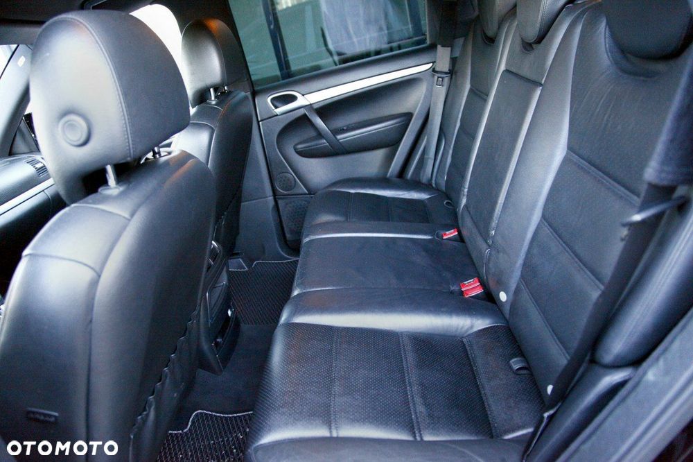 Porsche Cayenne - 17