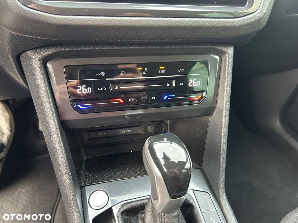Volkswagen Tiguan 1.5 TSI OPF DSG Life - 22